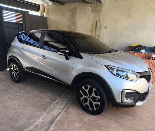 RENAULT CAPTUR 2.0 16V HI-FLEX INTENSE AUTOMÁTICO RENAULT CAPTUR 2.0 16V HI-FLEX INTENSE AUTOMÁTICO
